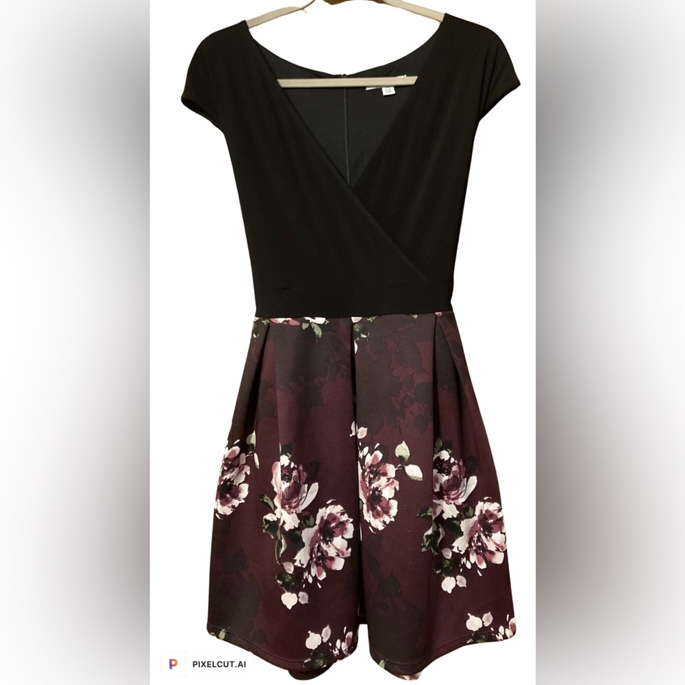Fleur & Stone Black/floral dress 14